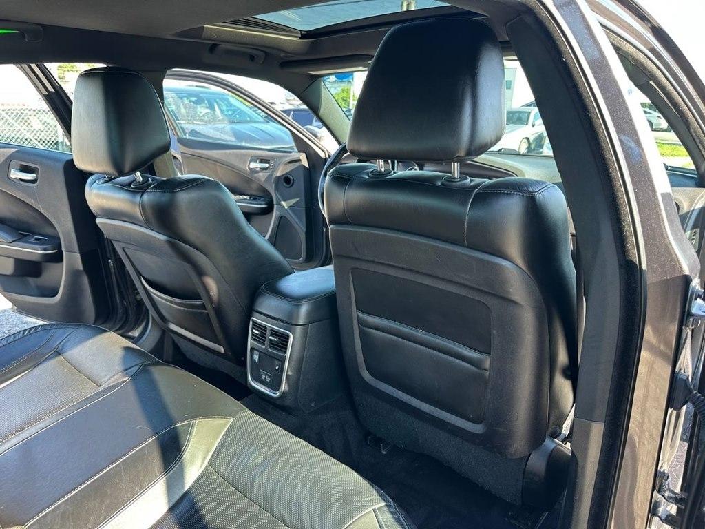 Dodge Charger SXT RWD 2020