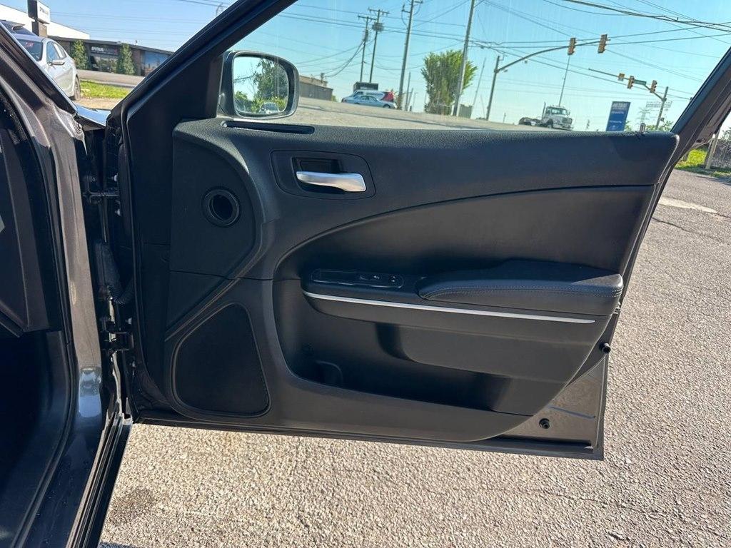 Dodge Charger SXT RWD 2020