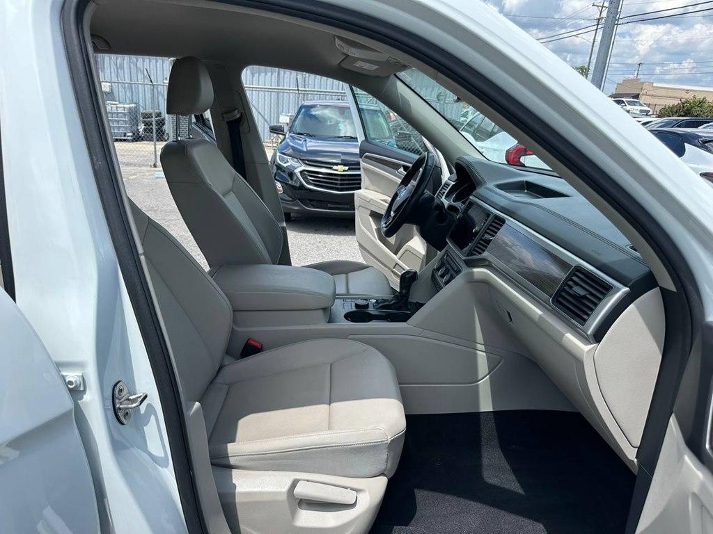 Volkswagen Atlas 3.6L V6 SE w/Technology 4MOTION 2019