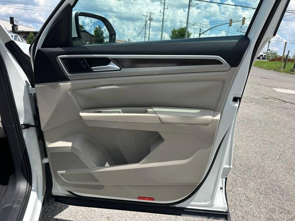 Volkswagen Atlas 3.6L V6 SE w/Technology 4MOTION 2019