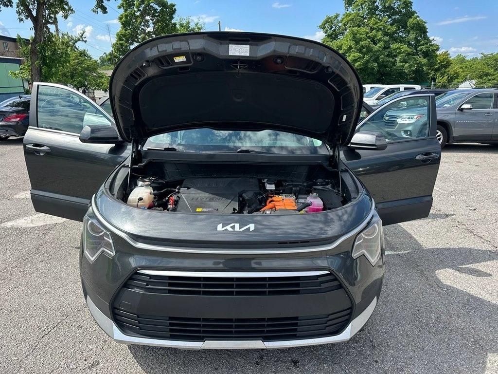 Kia Niro LX FWD 2023