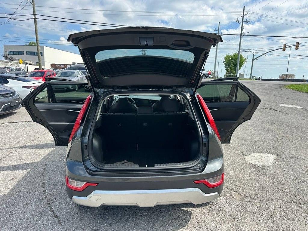 Kia Niro LX FWD 2023