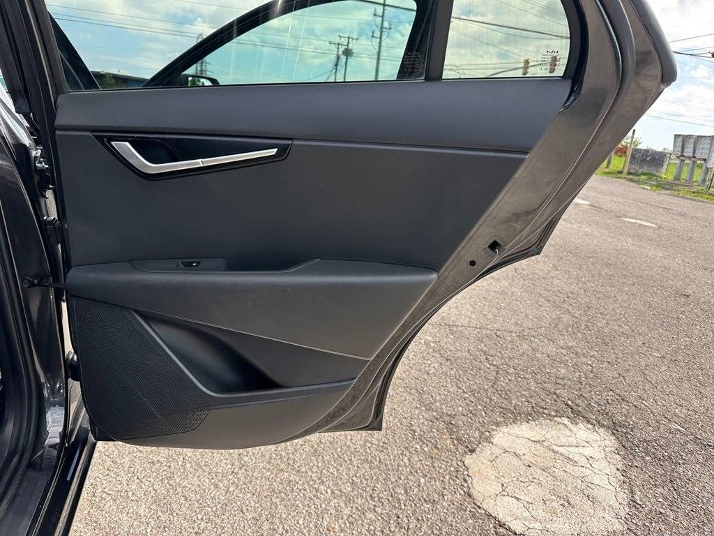Kia Niro LX FWD 2023