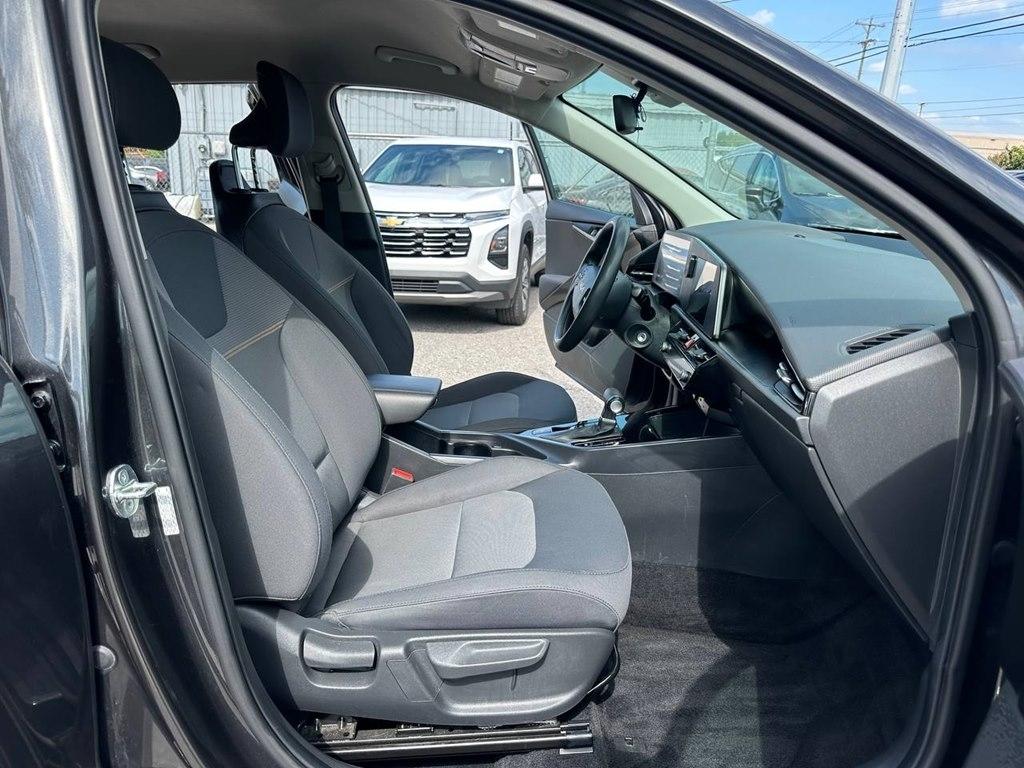 Kia Niro LX FWD 2023