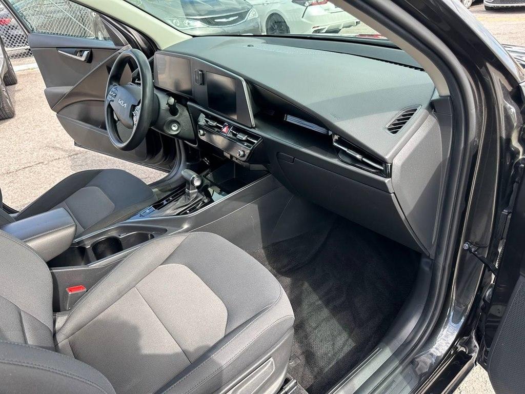 Kia Niro LX FWD 2023
