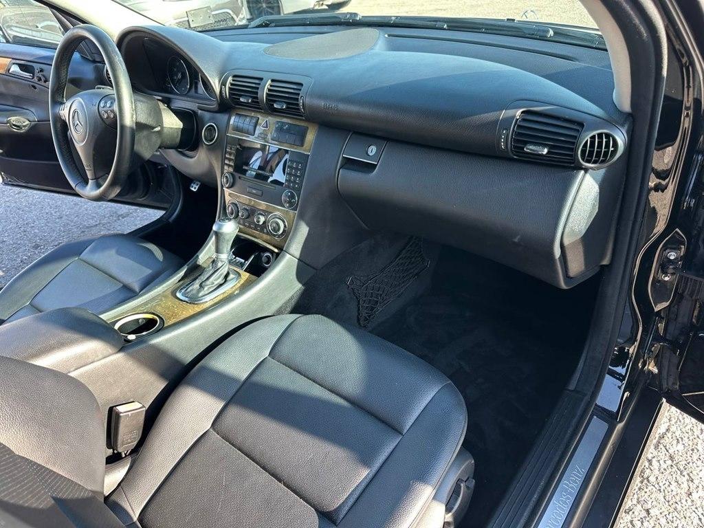 Mercedes-Benz C-Class 4dr Sdn 2.5L Sport RWD 2007