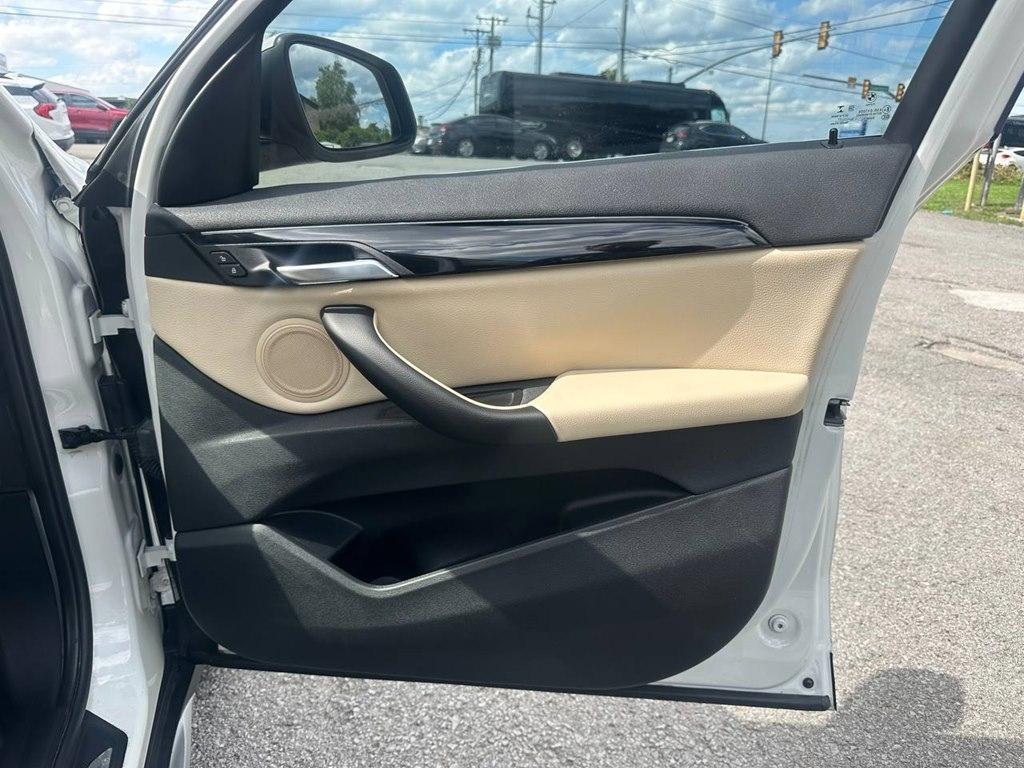 BMW X1 sDrive28i Sports Activity Vehicle 2018