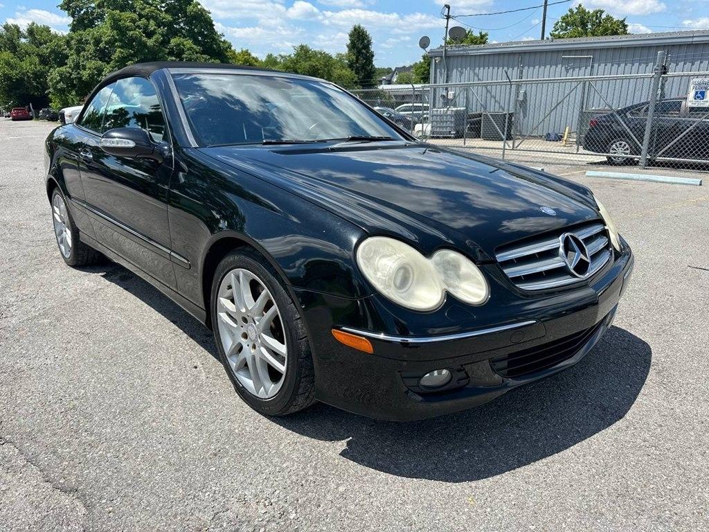 Mercedes-Benz CLK-Class 2dr Cabriolet 3.5L 2009