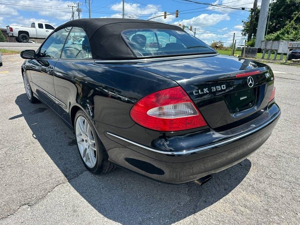 Mercedes-Benz CLK-Class 2dr Cabriolet 3.5L 2009