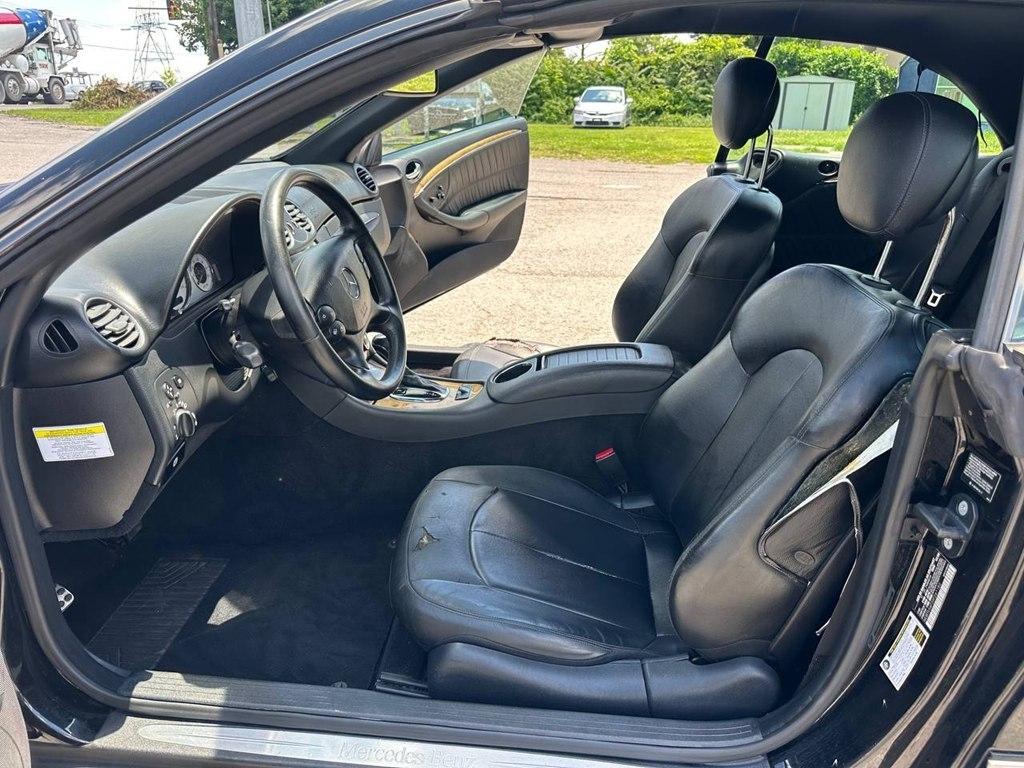 Mercedes-Benz CLK-Class 2dr Cabriolet 3.5L 2009