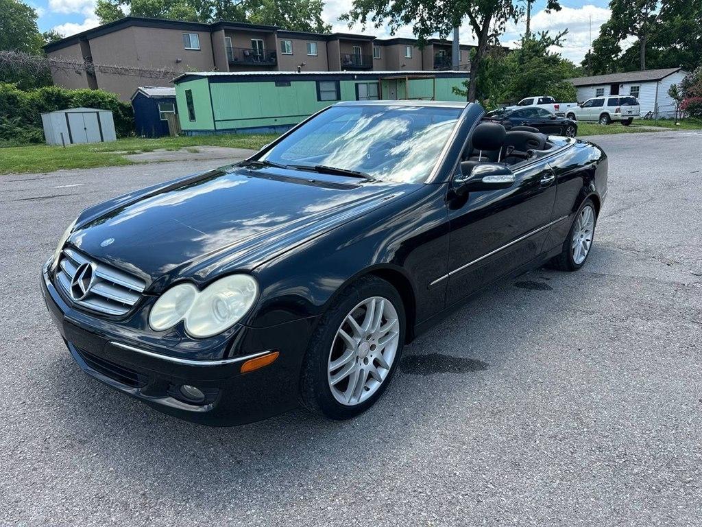 Mercedes-Benz CLK-Class 2dr Cabriolet 3.5L 2009