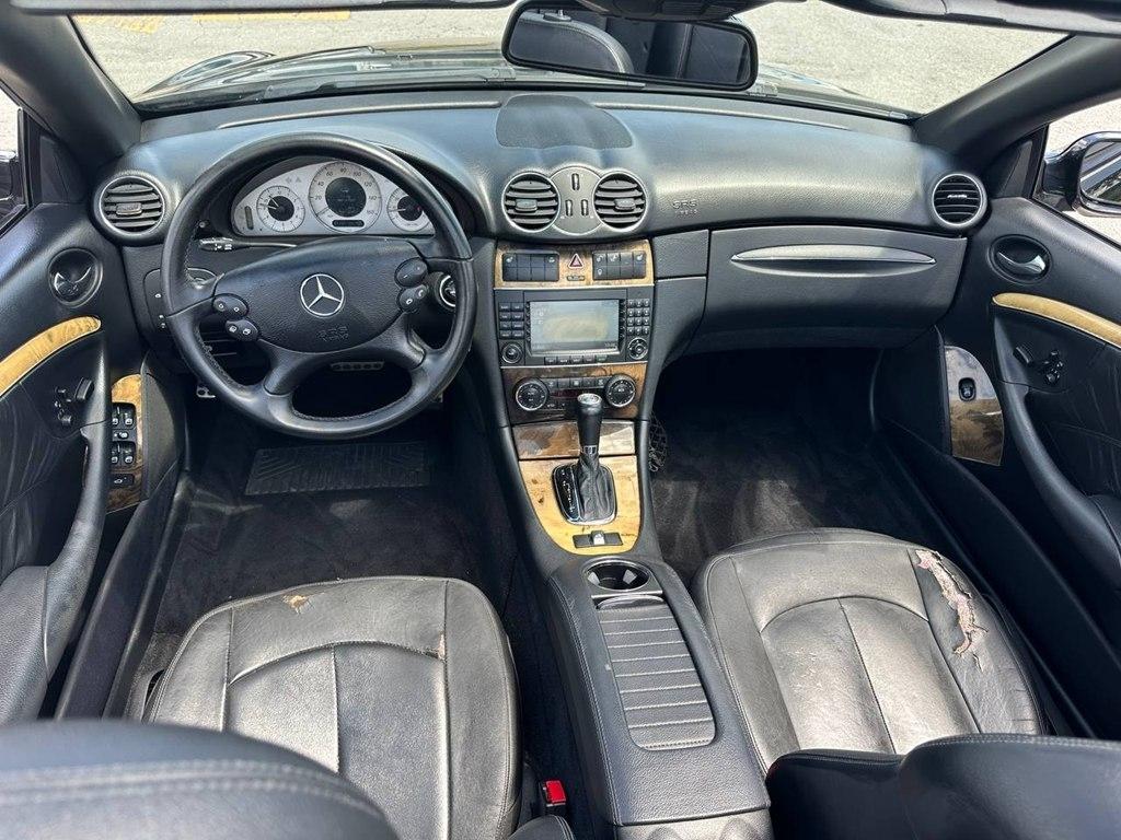 Mercedes-Benz CLK-Class 2dr Cabriolet 3.5L 2009