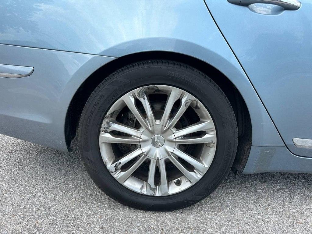 Hyundai Genesis 4dr Sdn V8 2011