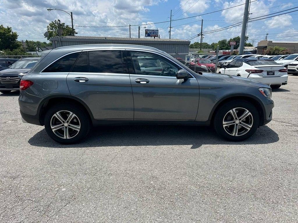 Mercedes-Benz GLC 4MATIC 4dr GLC 300 2016
