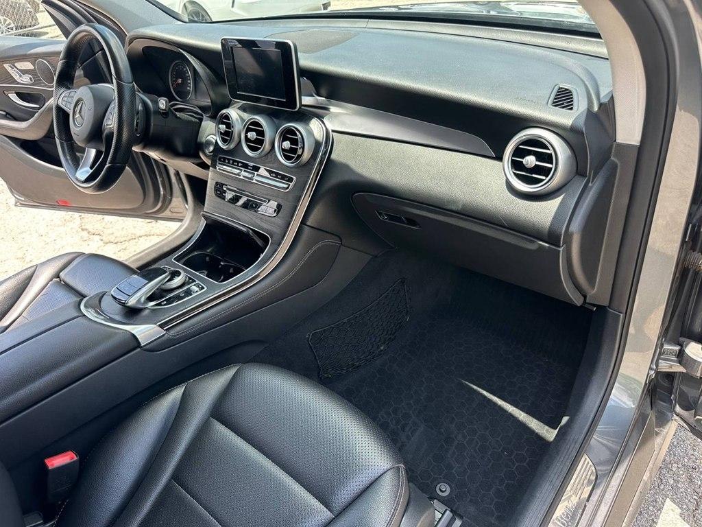 Mercedes-Benz GLC 4MATIC 4dr GLC 300 2016