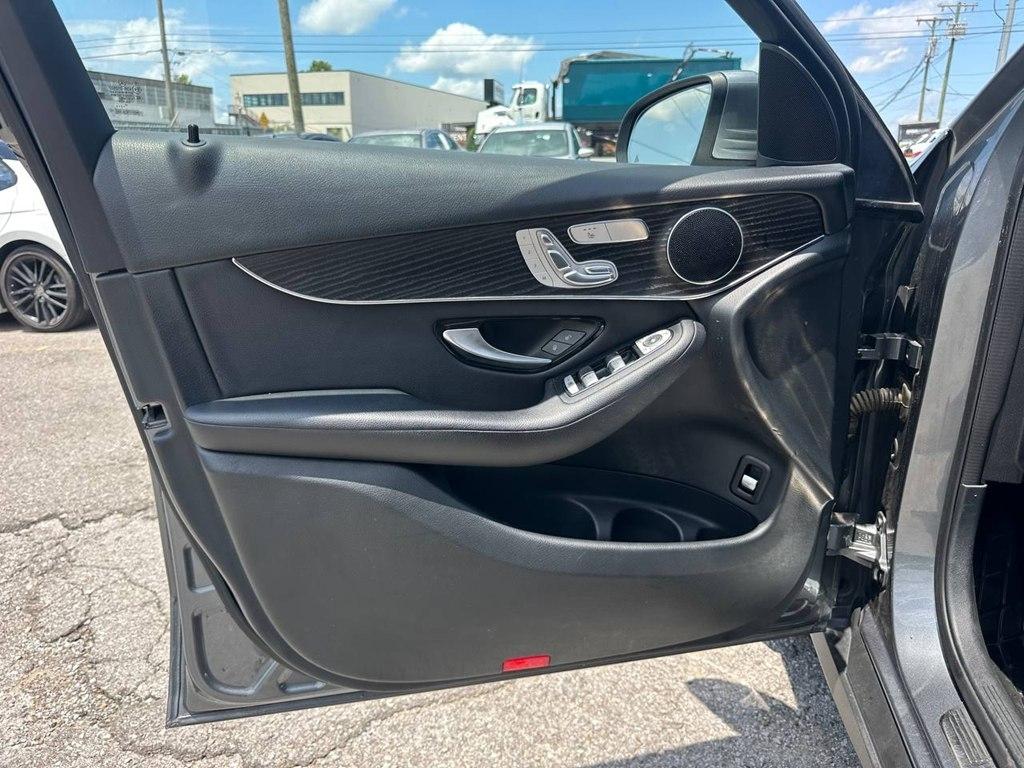 Mercedes-Benz GLC 4MATIC 4dr GLC 300 2016