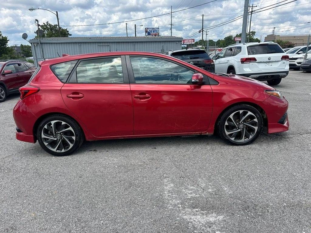 Toyota Corolla iM CVT (Natl) 2017