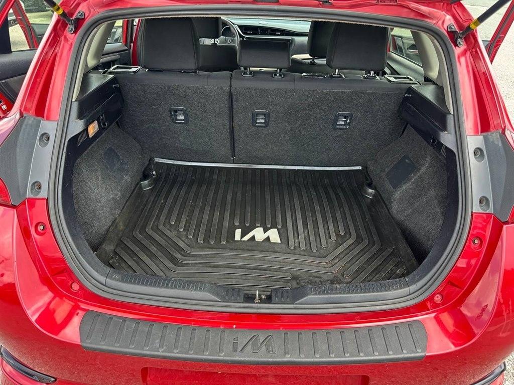 Toyota Corolla iM CVT (Natl) 2017