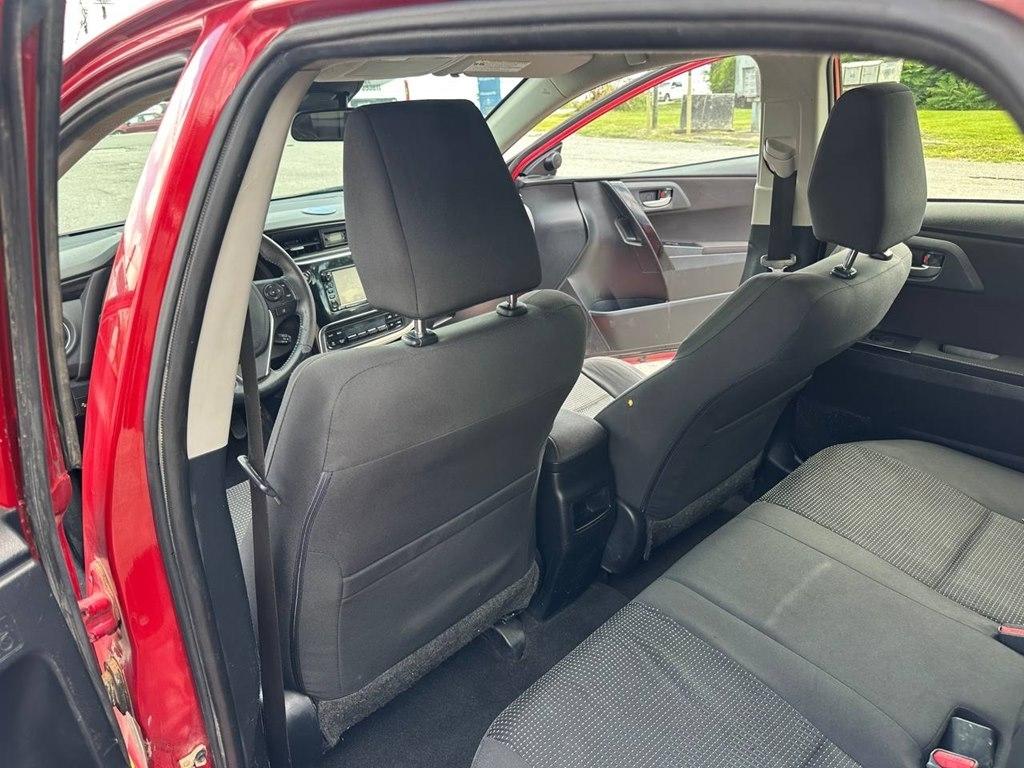 Toyota Corolla iM CVT (Natl) 2017