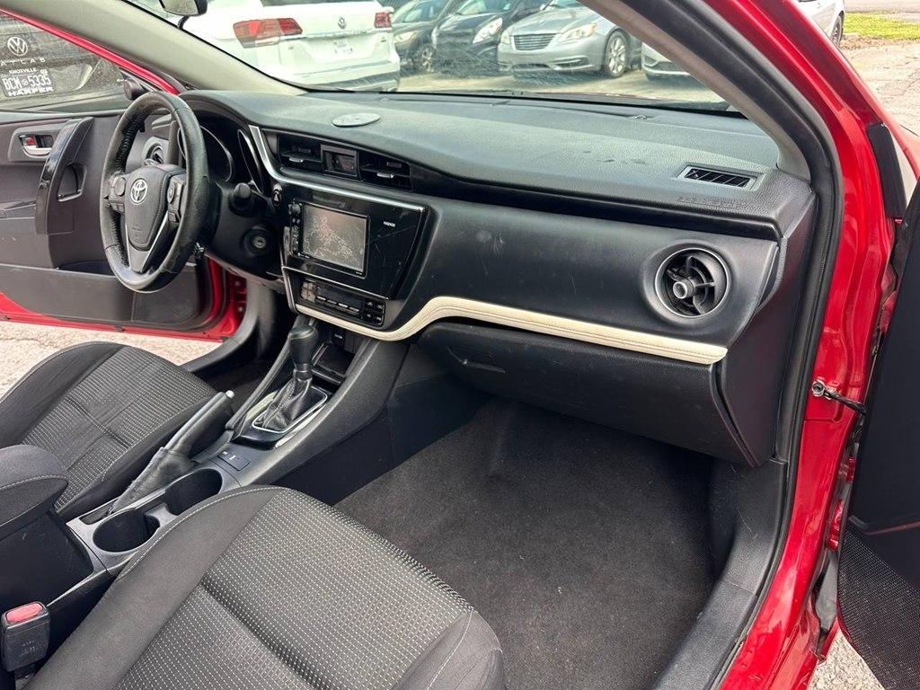 Toyota Corolla iM CVT (Natl) 2017