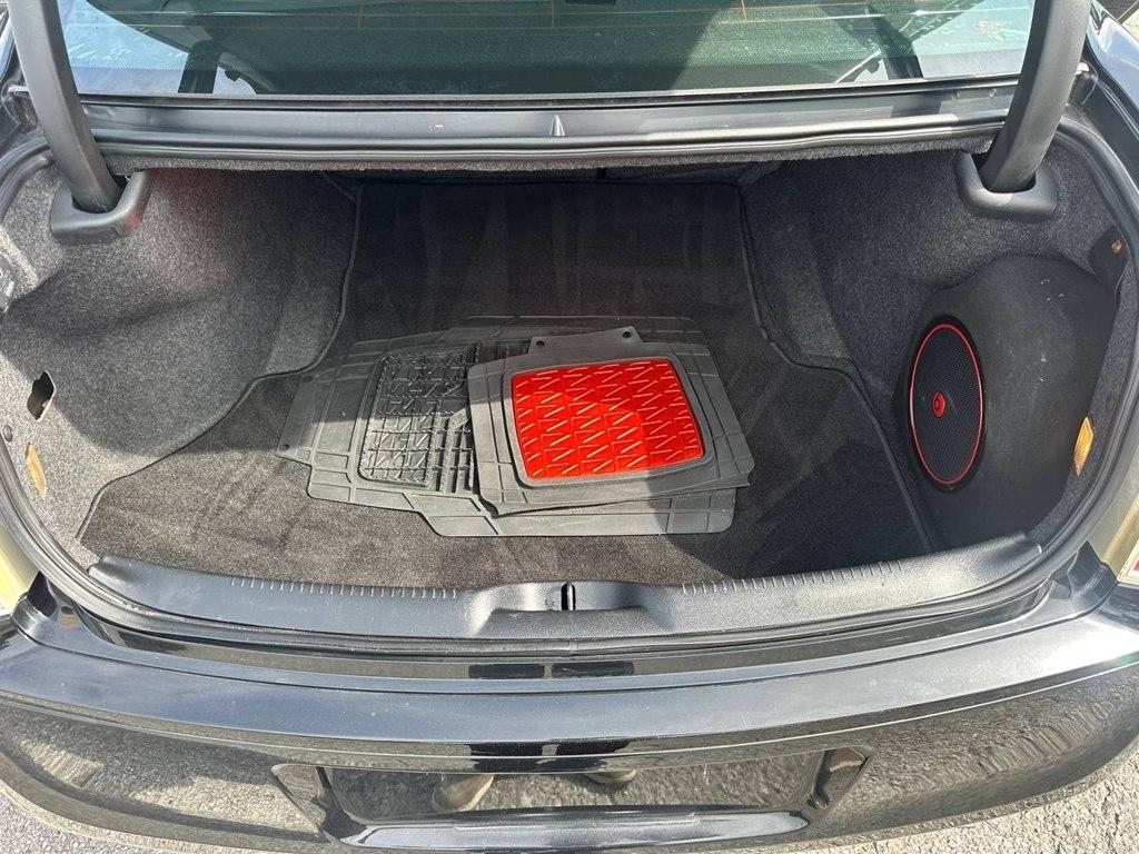Chrysler 300 4dr Sdn V6 300S RWD 2012