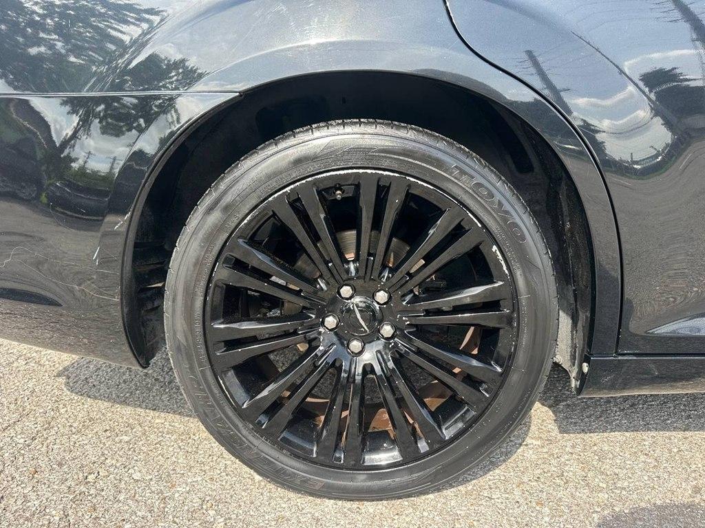 Chrysler 300 4dr Sdn V6 300S RWD 2012