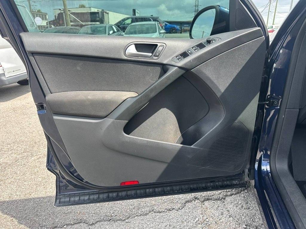Volkswagen Tiguan 2WD 4dr Auto R-Line 2015