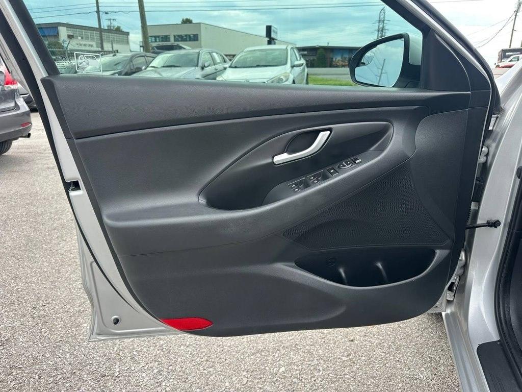 Hyundai Elantra GT Auto 2018