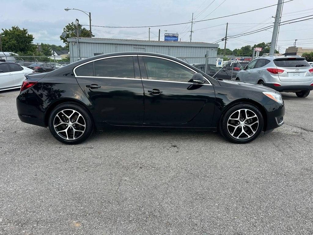 Buick Regal 4dr Sdn Sport Touring FWD 2017