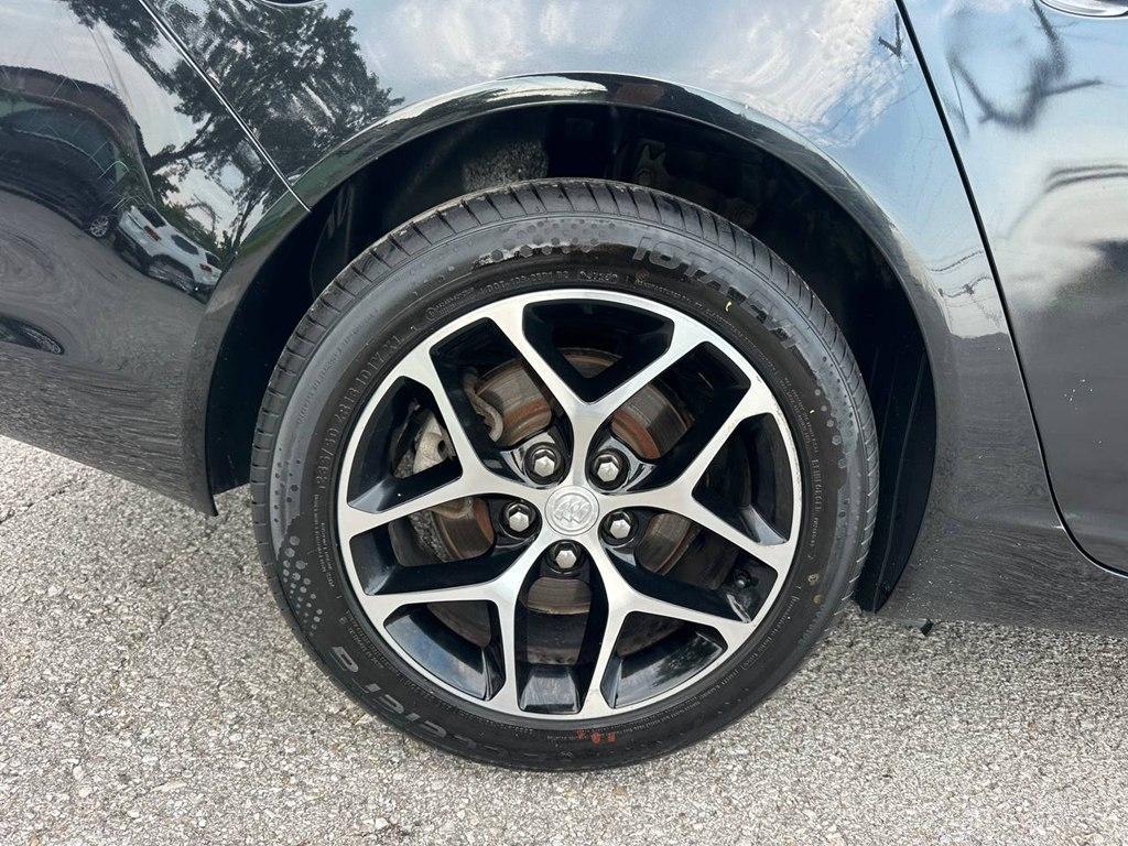 Buick Regal 4dr Sdn Sport Touring FWD 2017