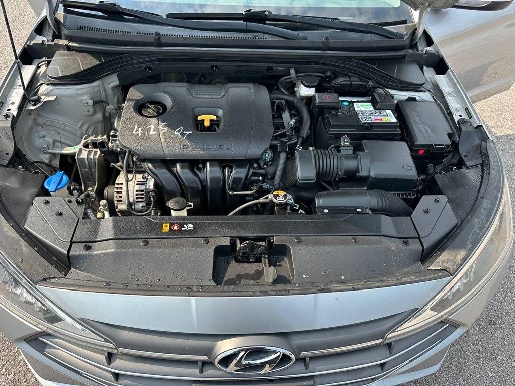 Hyundai Elantra SEL IVT 2020