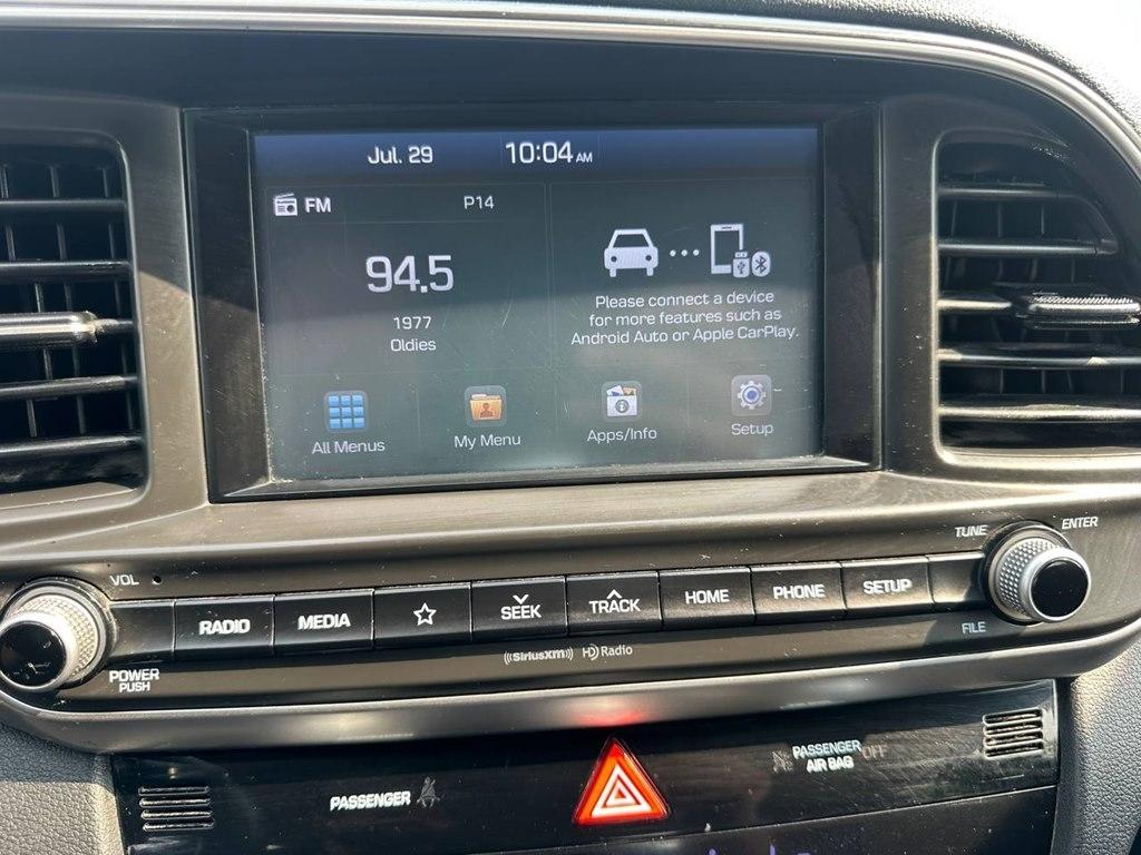 Hyundai Elantra SEL IVT 2020