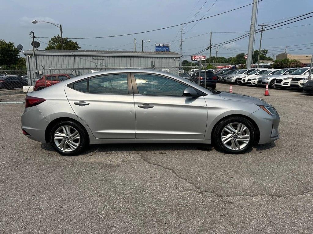 Hyundai Elantra SEL IVT 2020