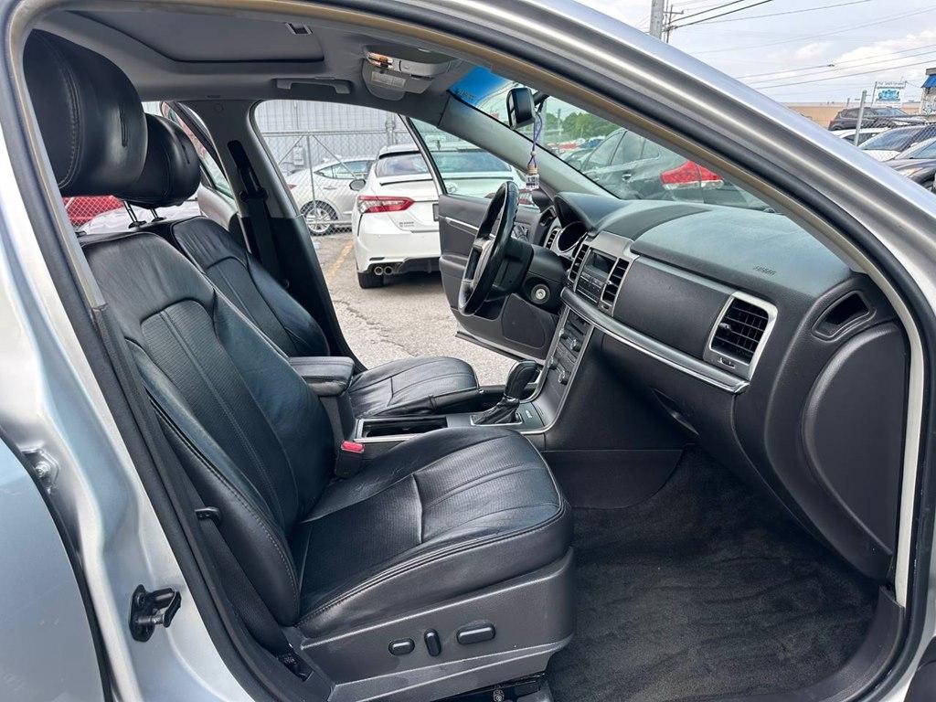 Lincoln MKZ 4dr Sdn FWD 2012