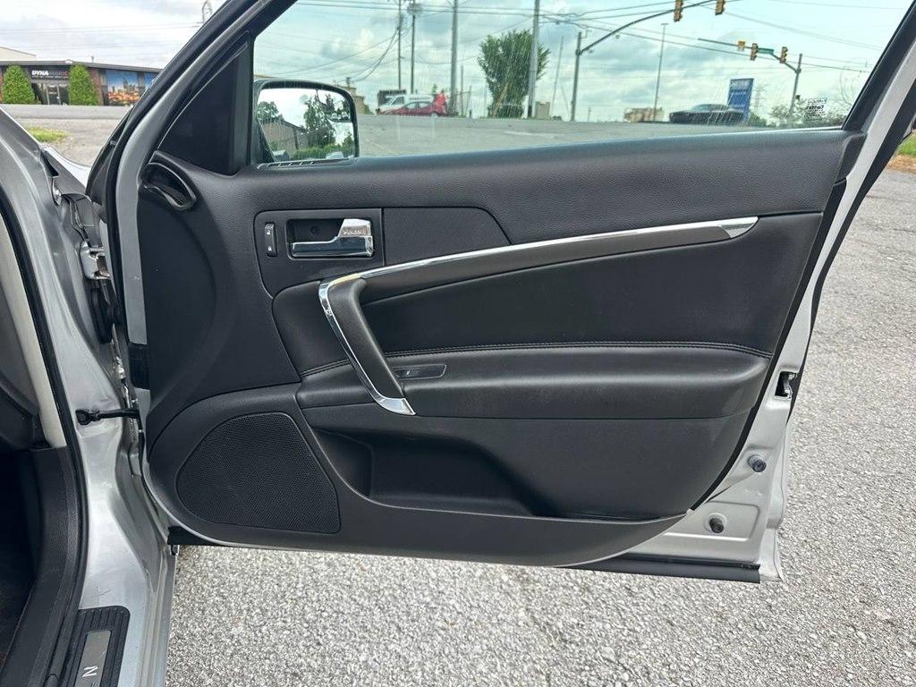 Lincoln MKZ 4dr Sdn FWD 2012