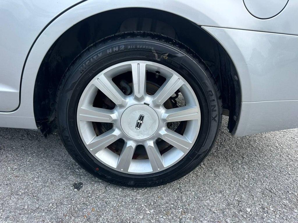Lincoln MKZ 4dr Sdn FWD 2012