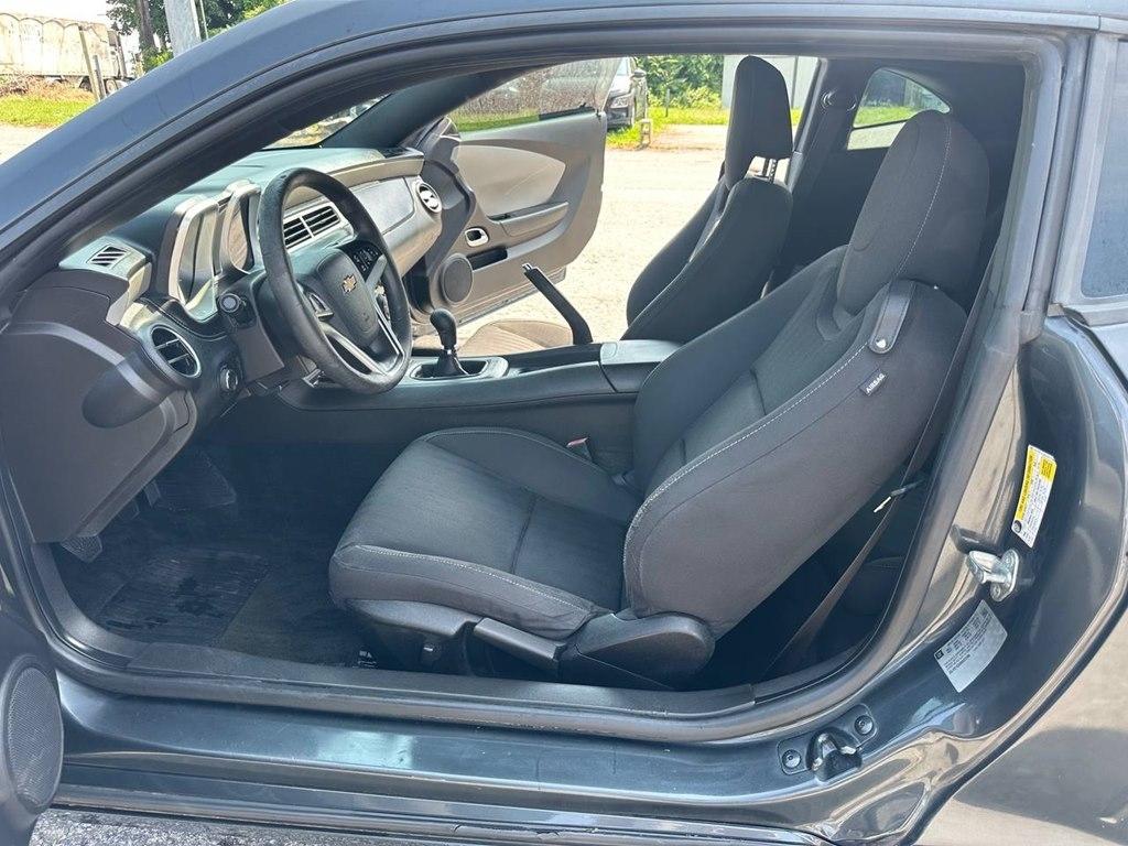 Chevrolet Camaro 2dr Cpe LS w/1LS 2013