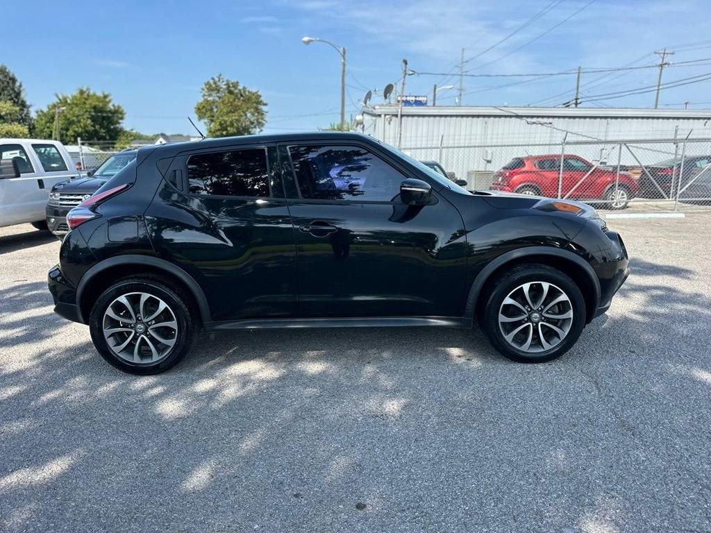 Nissan Juke FWD SV 2017