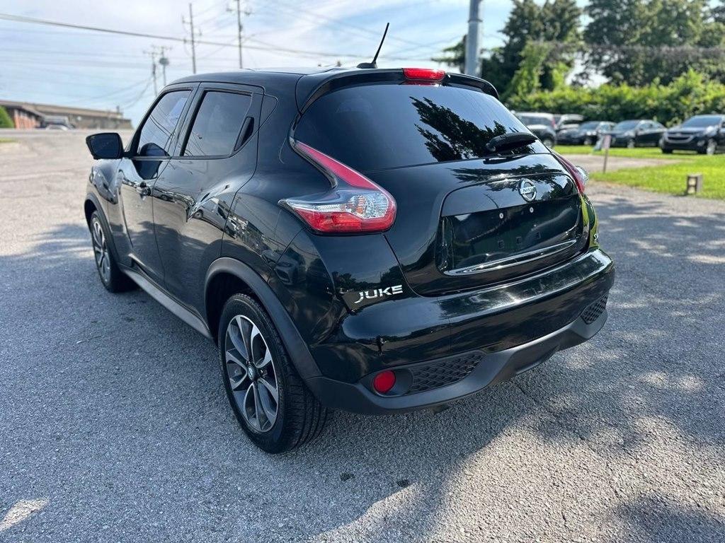 Nissan Juke FWD SV 2017