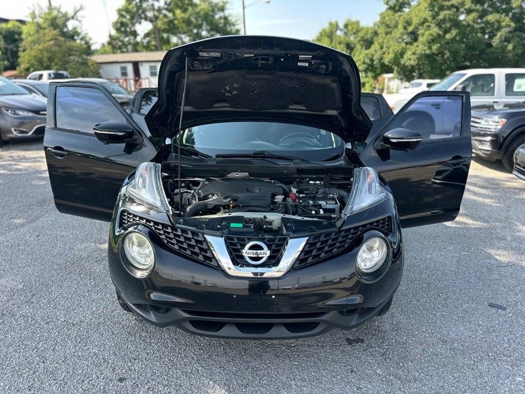 Nissan Juke FWD SV 2017