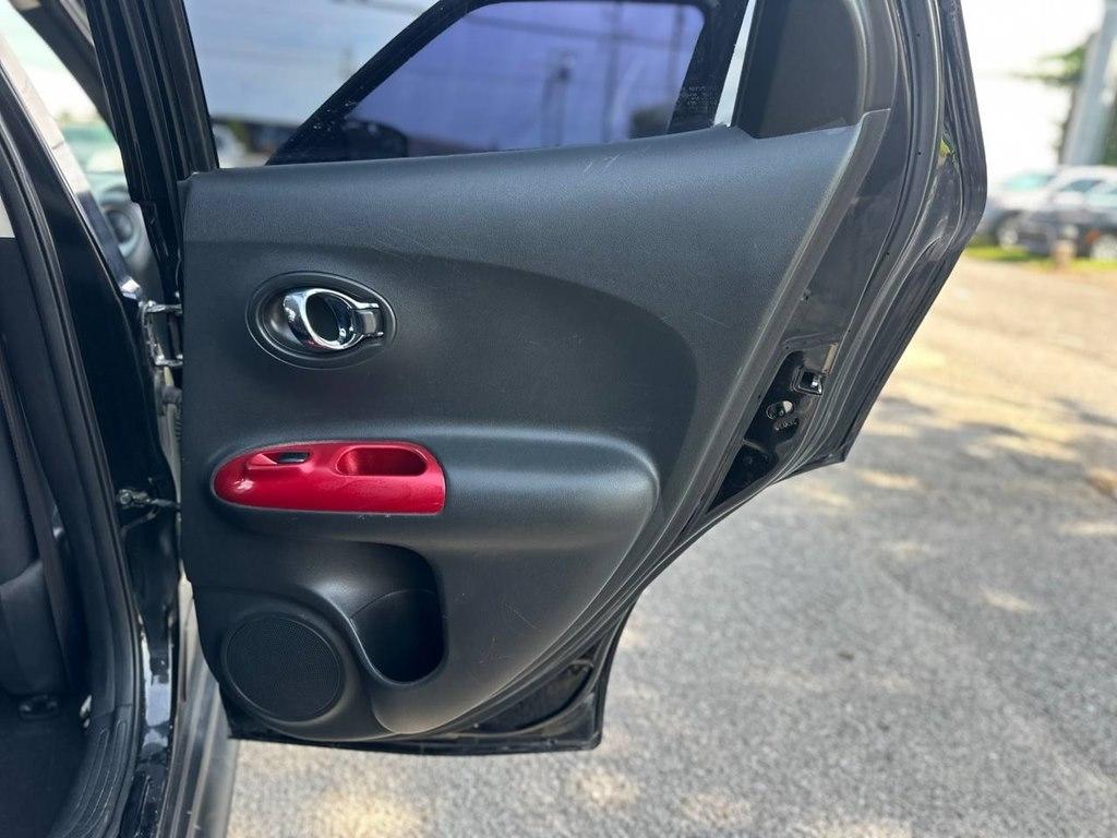 Nissan Juke FWD SV 2017