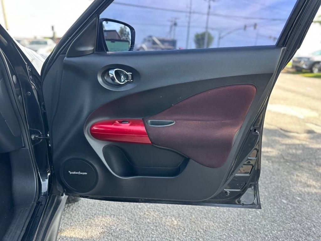 Nissan Juke FWD SV 2017