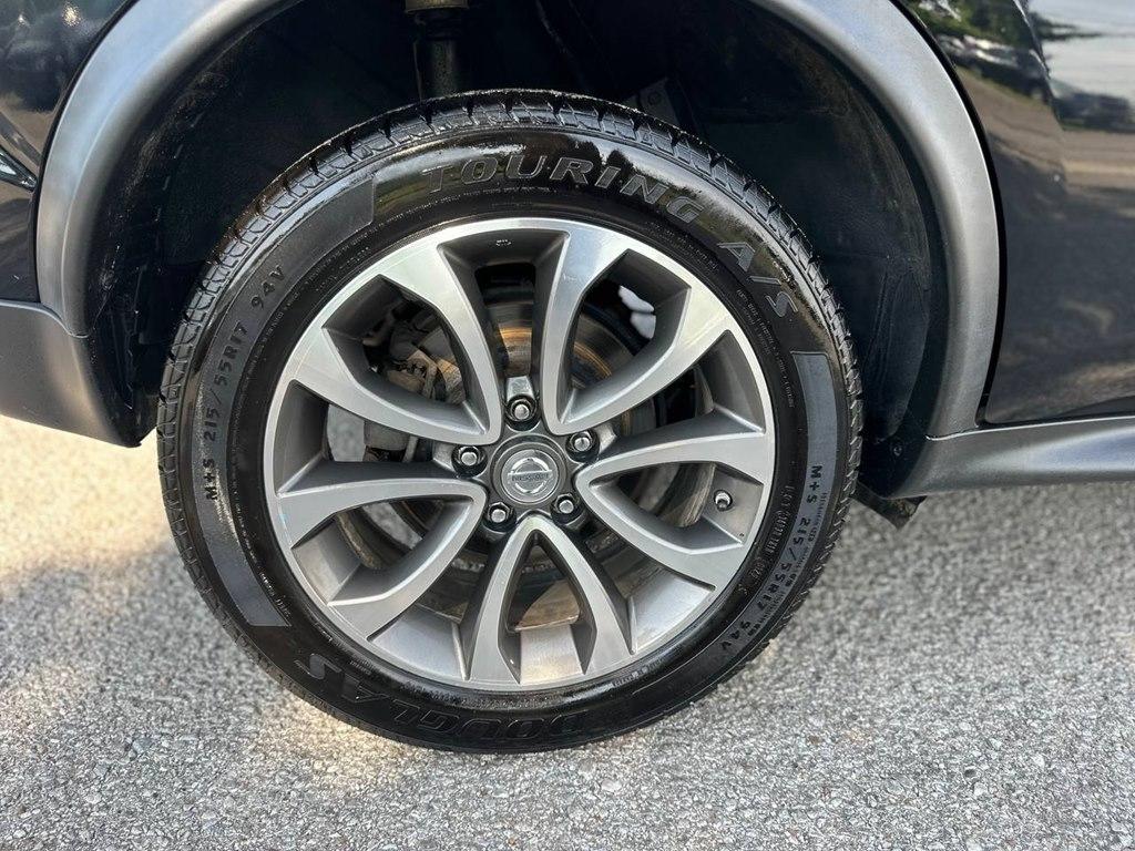 Nissan Juke FWD SV 2017