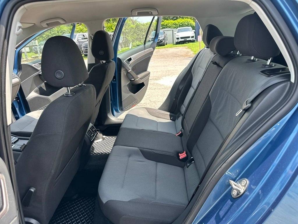 Volkswagen e-Golf 4dr HB SE 2016