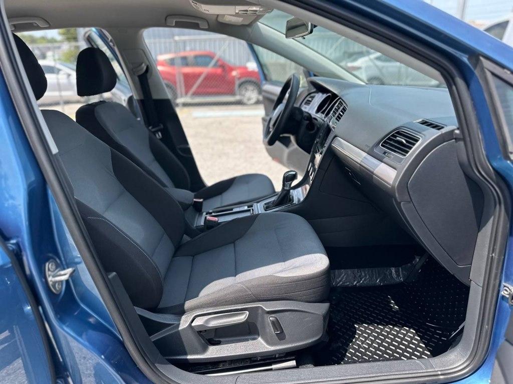Volkswagen e-Golf 4dr HB SE 2016