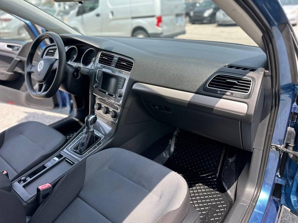 Volkswagen e-Golf 4dr HB SE 2016