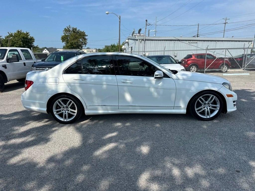 Mercedes-Benz C-Class 4dr Sdn C 300 Sport 4MATIC 2013