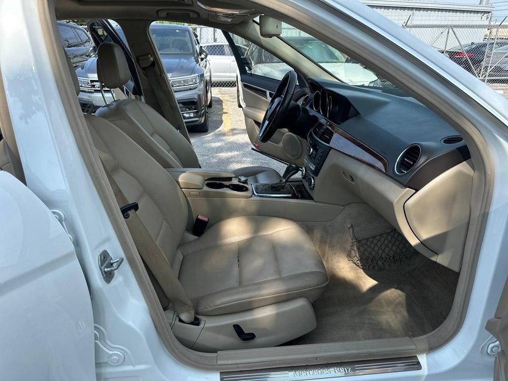Mercedes-Benz C-Class 4dr Sdn C 300 Sport 4MATIC 2013