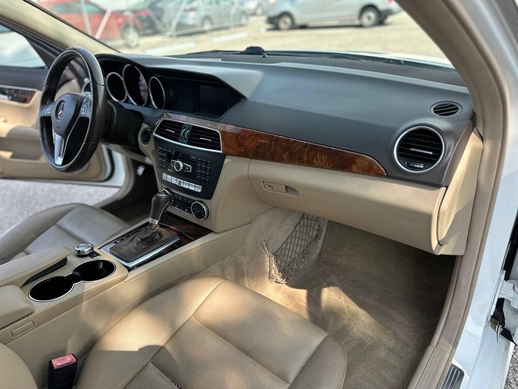Mercedes-Benz C-Class 4dr Sdn C 300 Sport 4MATIC 2013