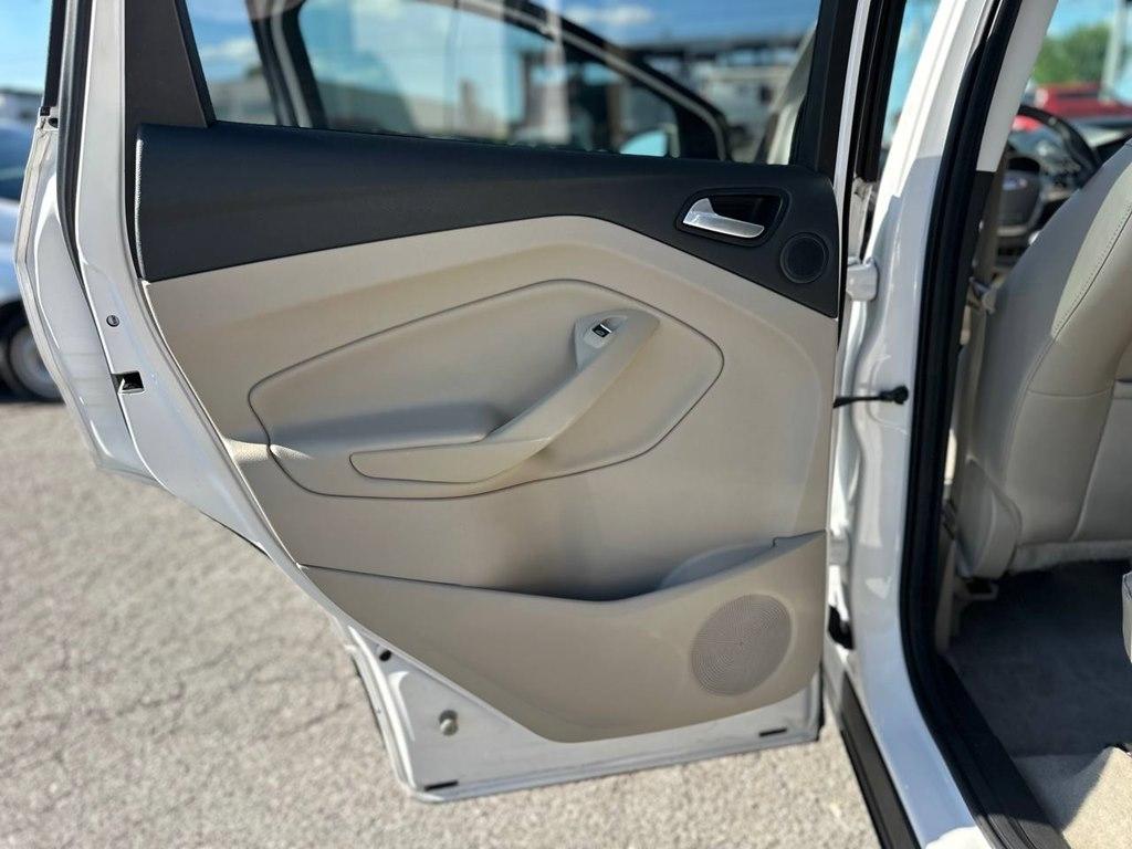 Ford Escape FWD 4dr Titanium 2015